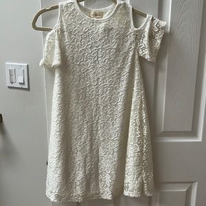 Girl’s dress size 10